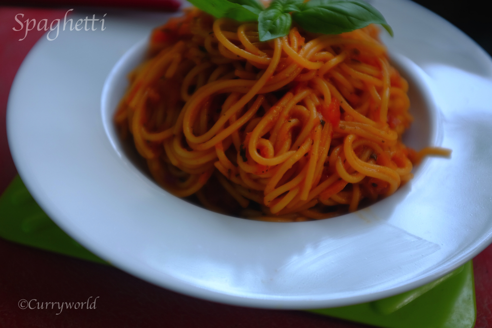 Spaghetti in Home made Fresh Tomato sauce