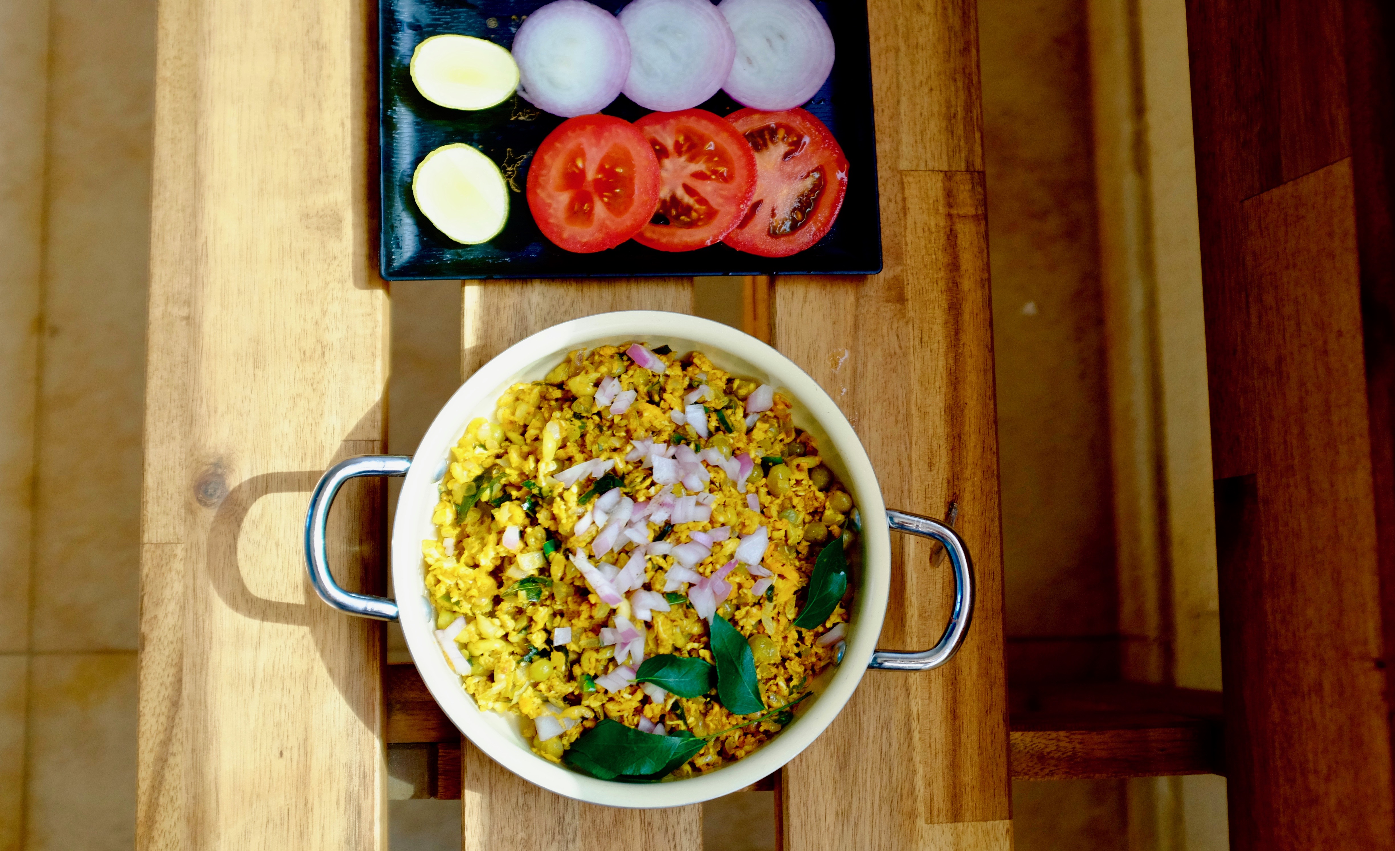 Thattukada Style Green Peas Egg Stir Fry/Peas Mutta Thoran